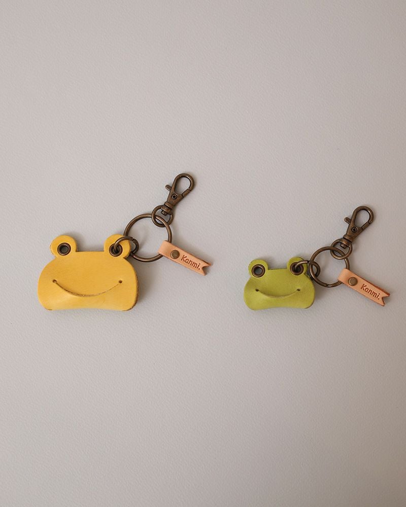 つぶらな瞳とおとぼけ顔、どちらが好み？