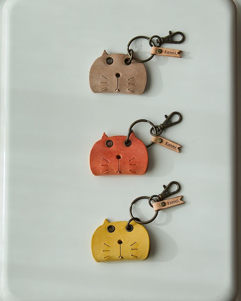 カラフルなカエルが元気をくれそう