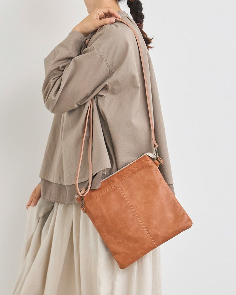 スリムで軽やか、メンズにもちょうどいい「fuwari スリムショルダー