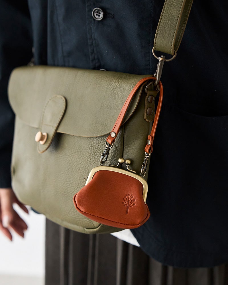 ボーロ ショルダーバッグに。(色：キャメル)