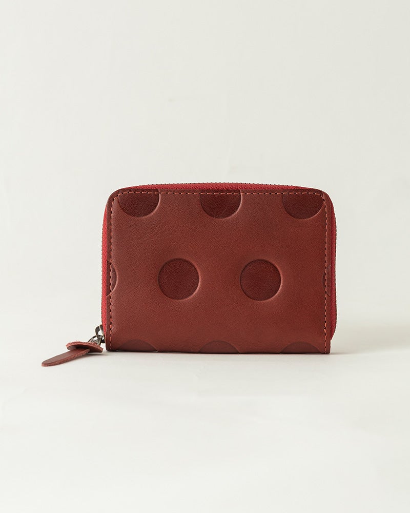 小さくまとめて、動きやすく。身軽派のためのカードコインケース。